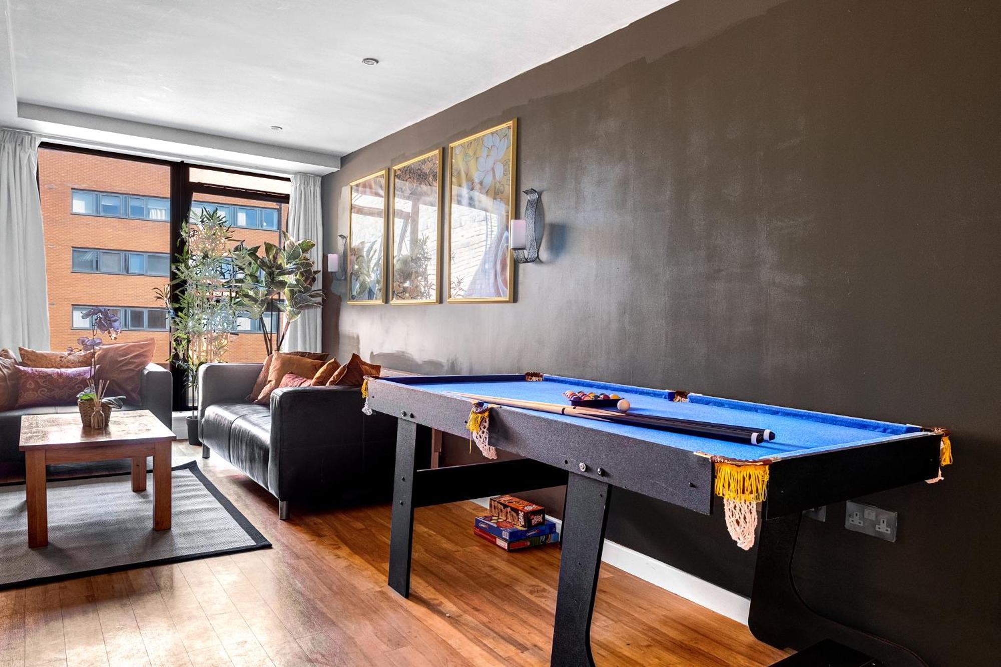 Thai Haven With Pool Table - Nexflix - Centre, Free Parking Apartment